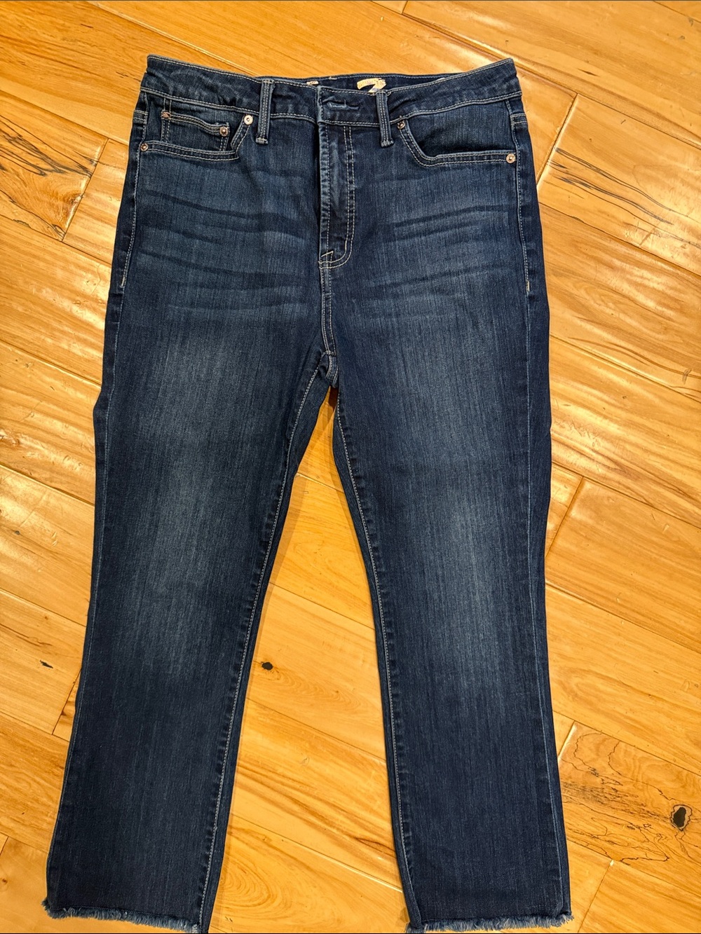 Trendy Women's Sevin Dark Blue Straight Jeans with fringe hem